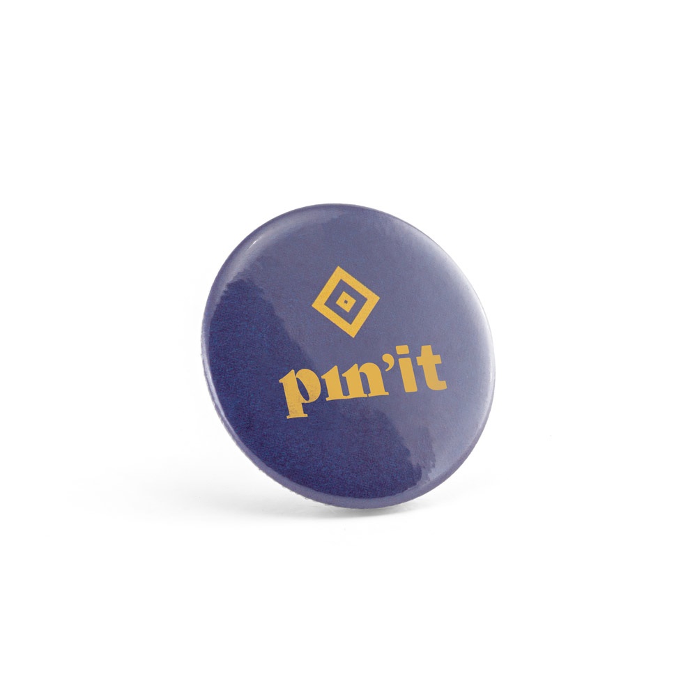 Button P'IN 8. Button badge with double magnetic clasp