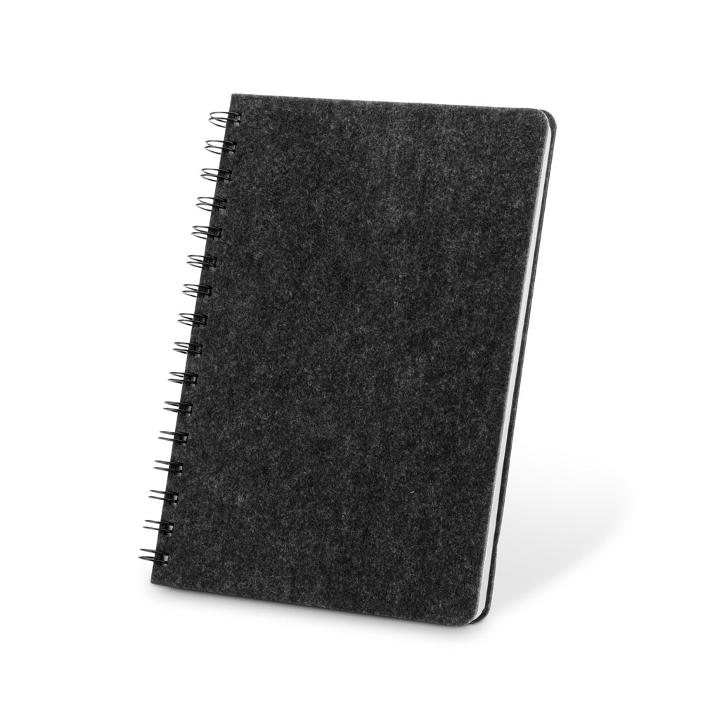MISHIMA. A5 notebook with semi-hard cover in recycled felt (100% rPET) with rings and lined pages